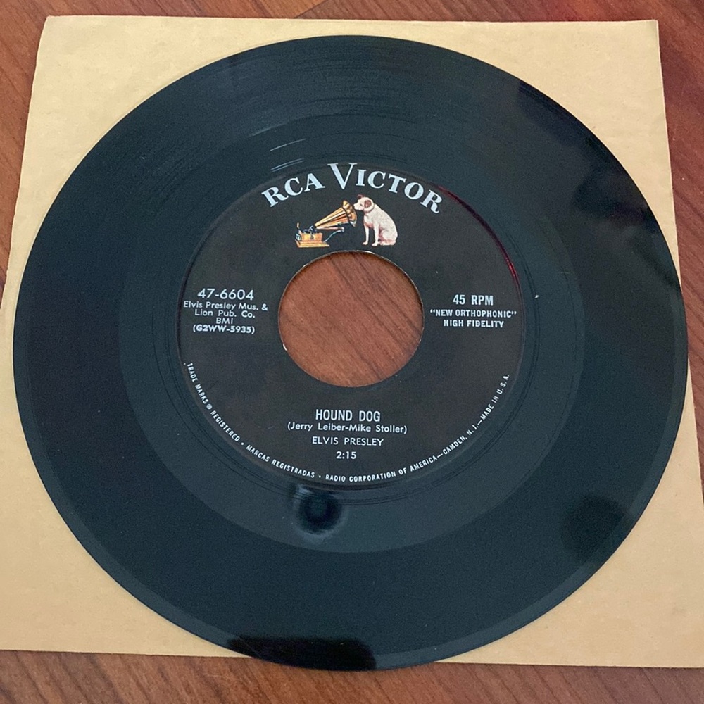 ELVIS PRESLEY - 45 RECORD - HOUND DOG - 47-6604